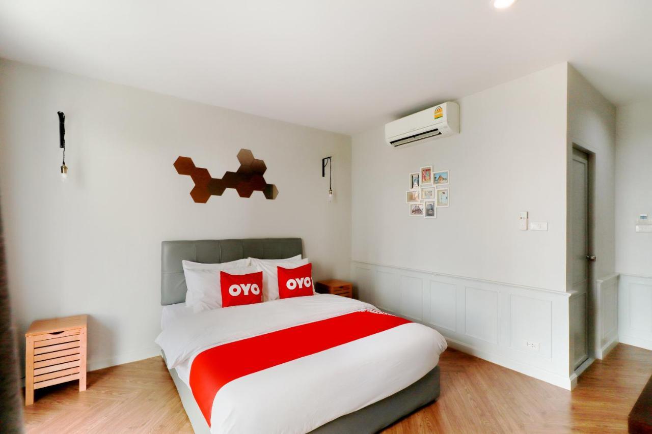 Oyo 825 Casampika Bed and Breakfast Chiang Mai Eksteriør billede